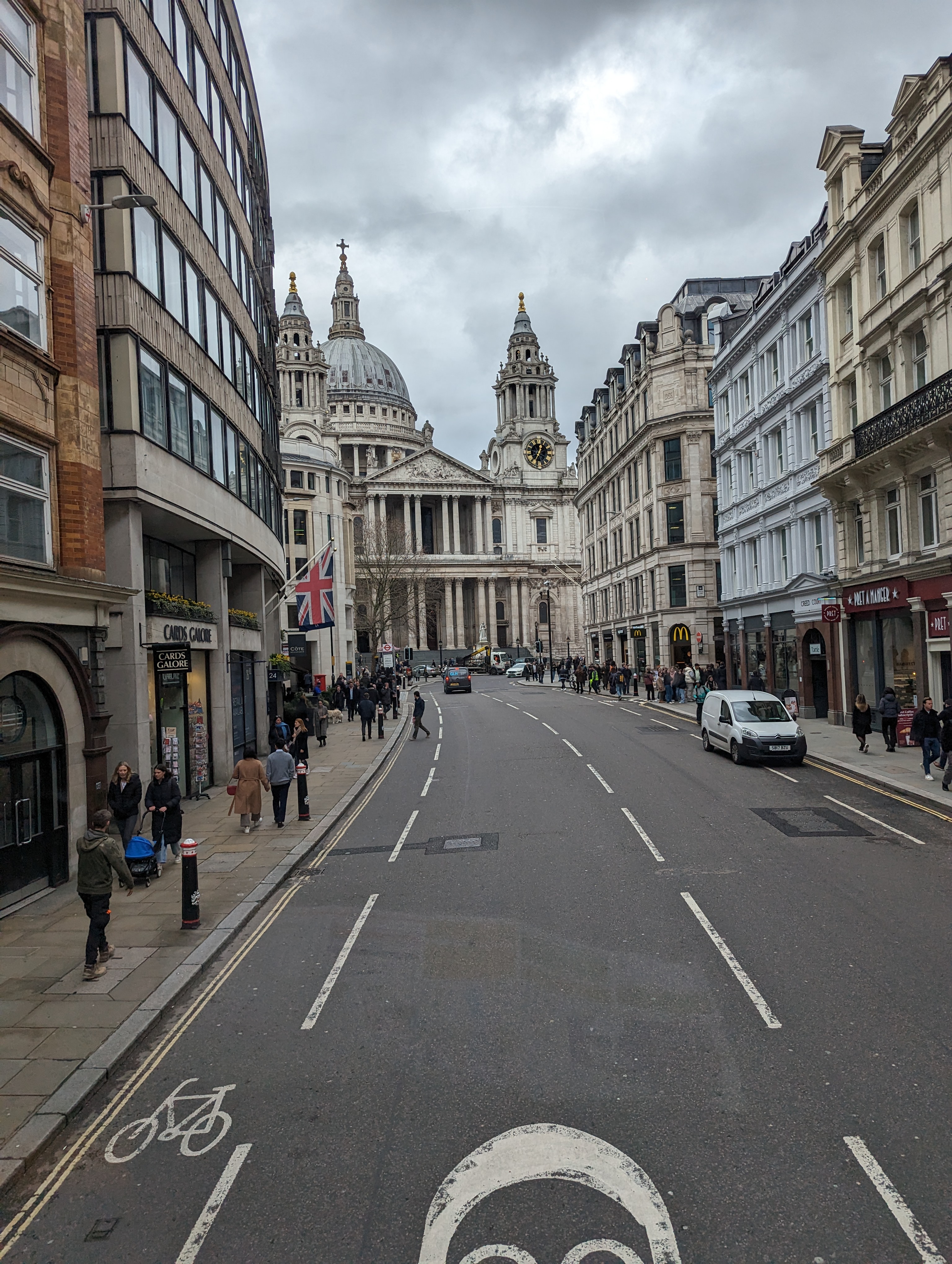 St. Pauls Cathedral  St. Pauls Cathedral 1