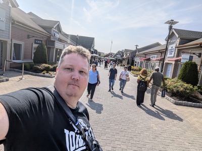 9-shopping-min.jpg